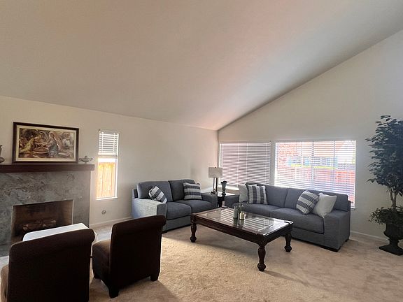 4th image of 4157 Isola Dr #2