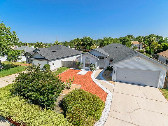 2nd image of 12265 Amanda Cove Trl