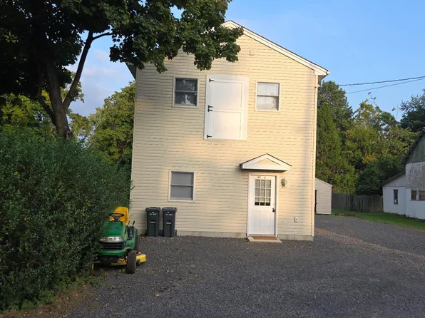 147 S Main St #2, Quakertown, PA 18951