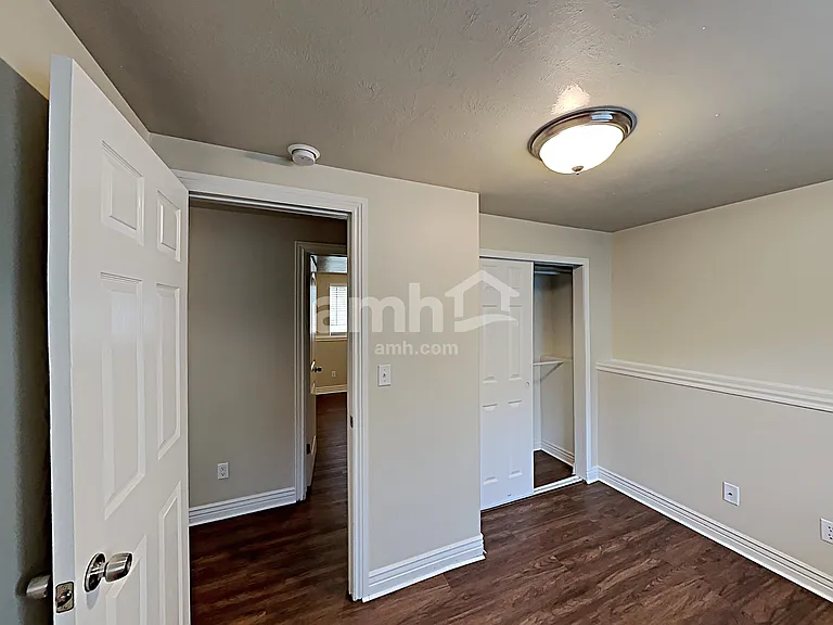 521 N Quincy Ave — Photo 12