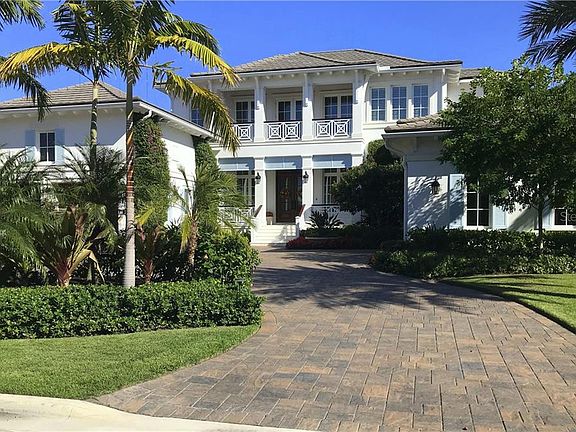 5th image of 347 W Royal Flamingo Dr