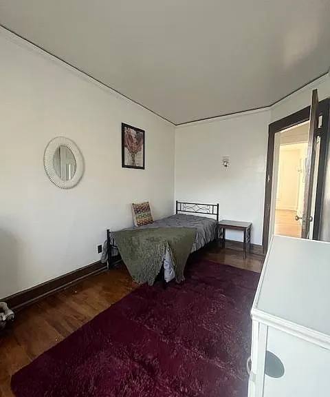 2854 N Summit Ave — Photo 6