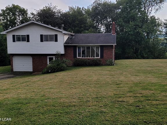 2nd image of 38 Wyndgate Blvd