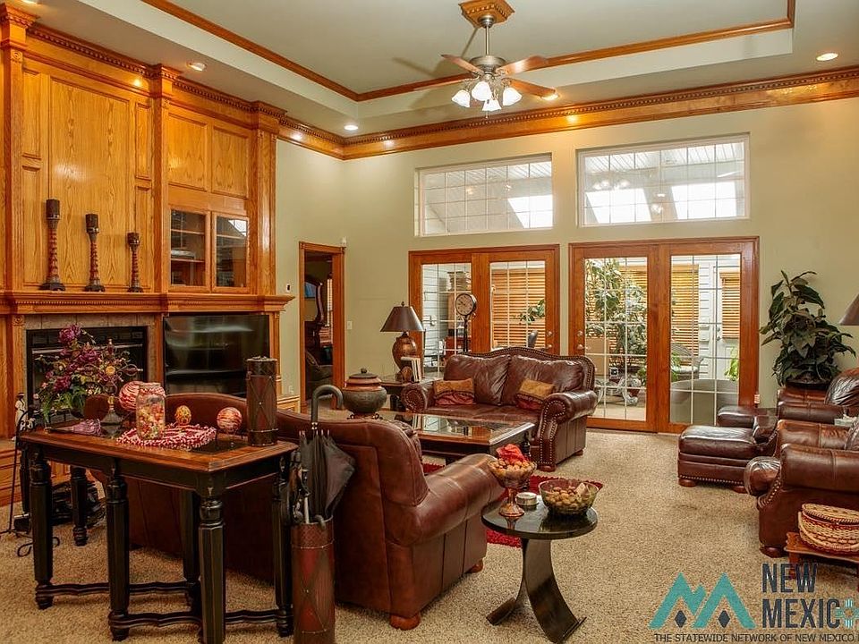 1st image of 3812 Springwood Dr