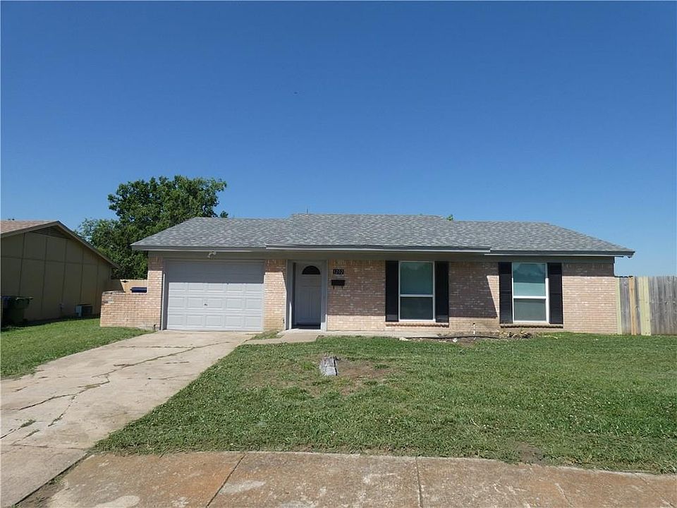 1st image of 1202 Colony Dr