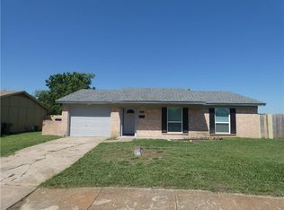 1202 Colony Dr, Garland, TX 75040