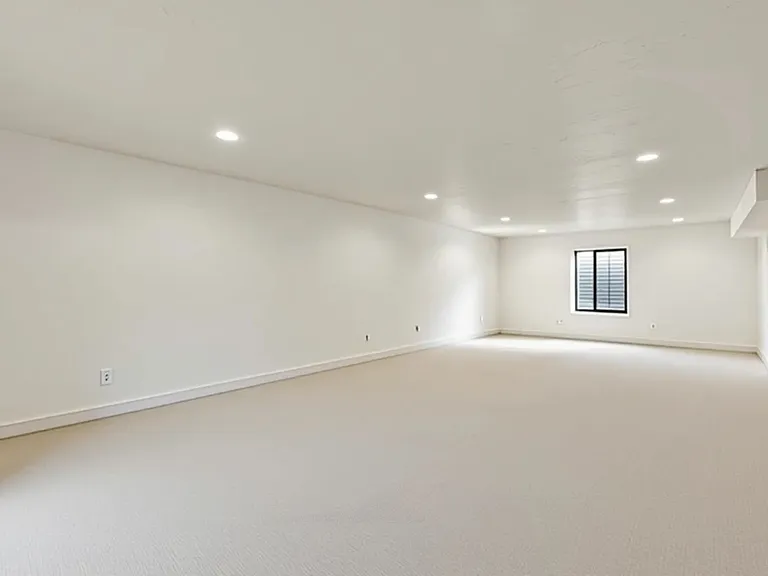 2832 E Hayloft Ln — Photo 21
