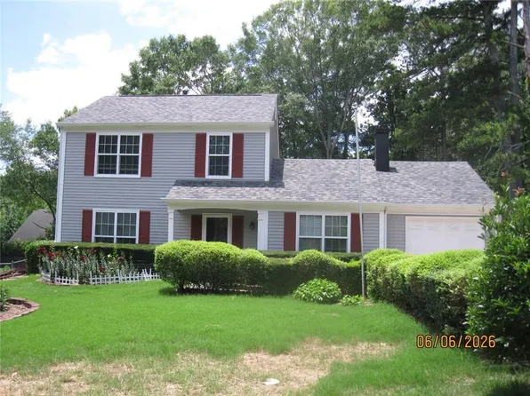 2684 Meadow Bend Ct, Duluth, GA 30096