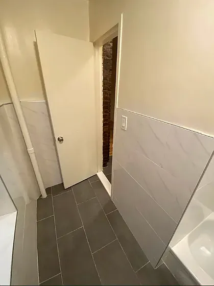 220 E 29th St #2A — Photo 10