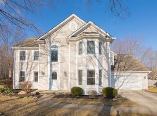 406 Nantucket Dr, Avon Lake, OH 44012