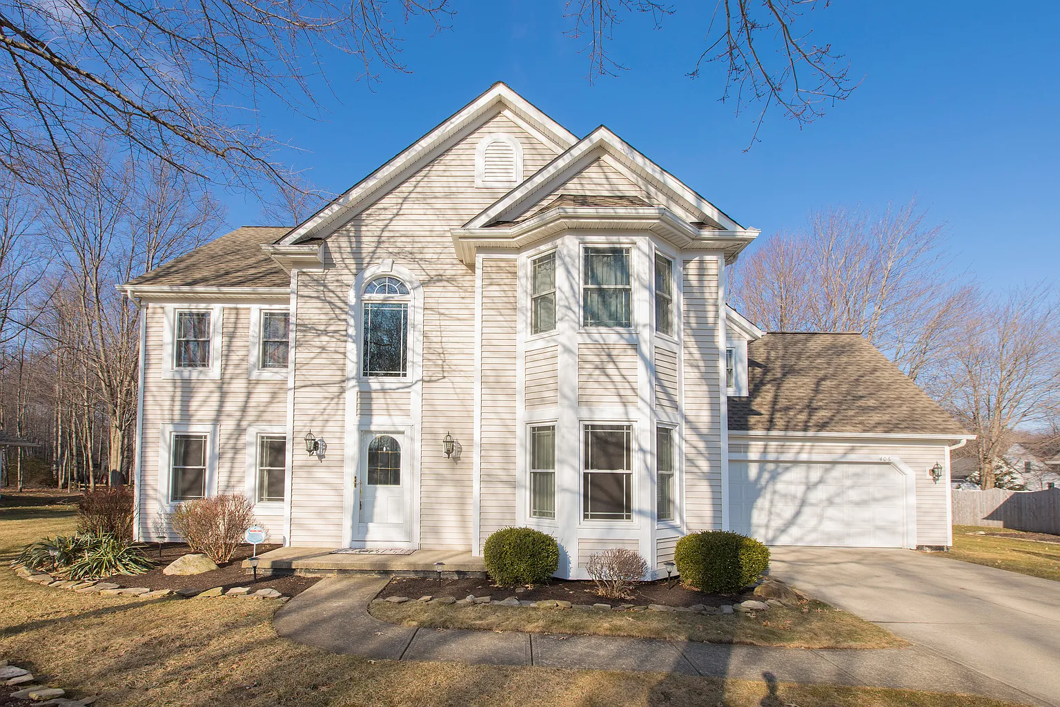 406 Nantucket Dr photo 1