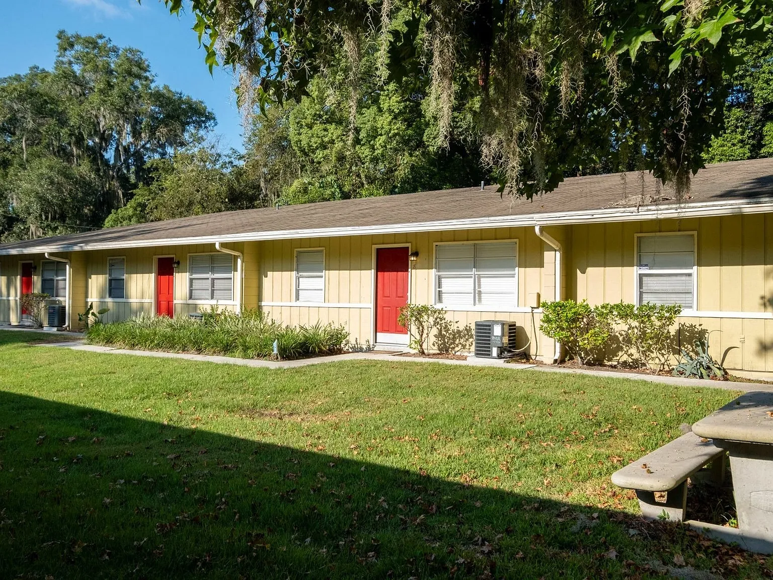 Bel Air/Village West — Photo 3