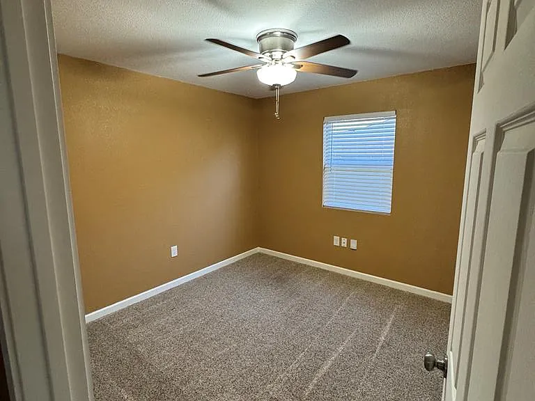 2826 Hilltop Dr — Photo 6