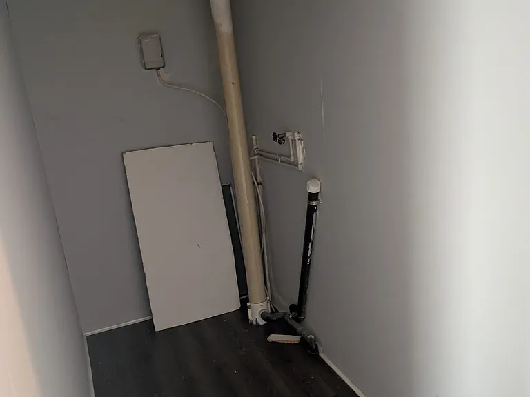 225 W Centre St #3 — Photo 6