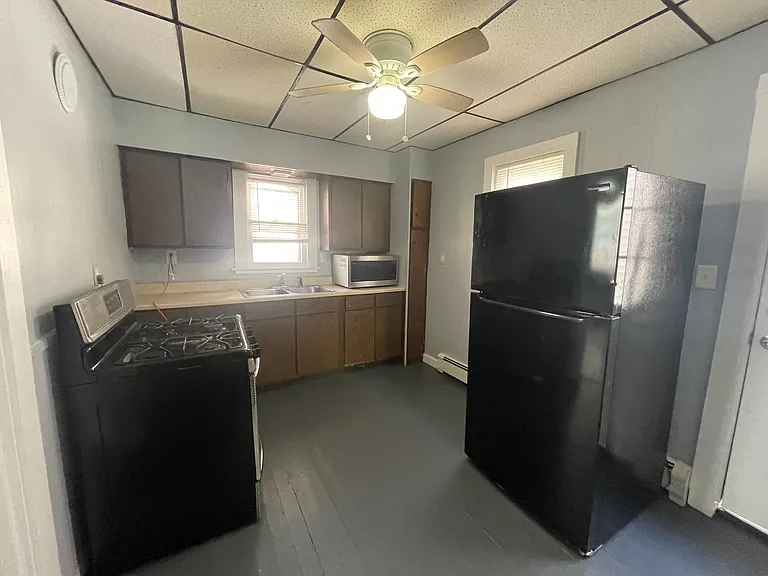 55-57 South St #55 — Photo 5