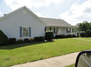 126 Elizabeth Dr, Hillsboro, OH