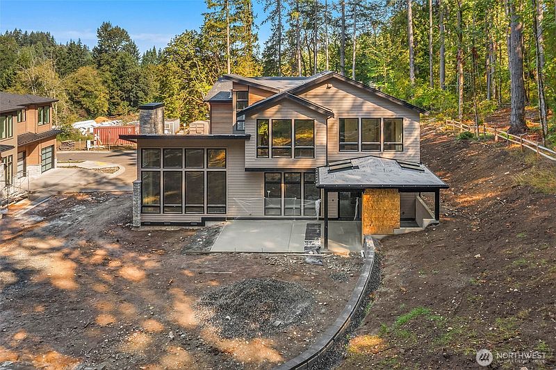 5th image of 21099 SE 80th Street