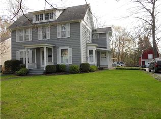 2212 Five Mile Line Rd, Penfield, NY 14526
