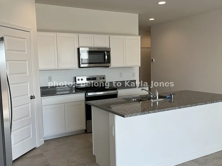 8375 W Mantle Way — Photo 16