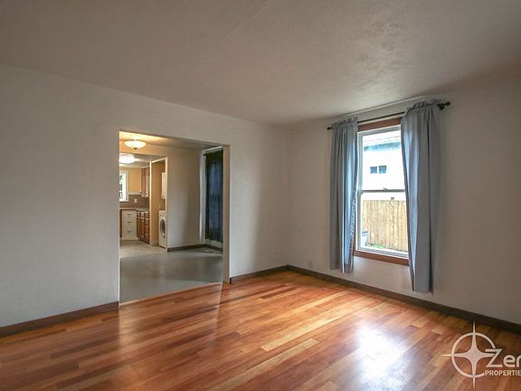 5th image of 704 W 21st St
