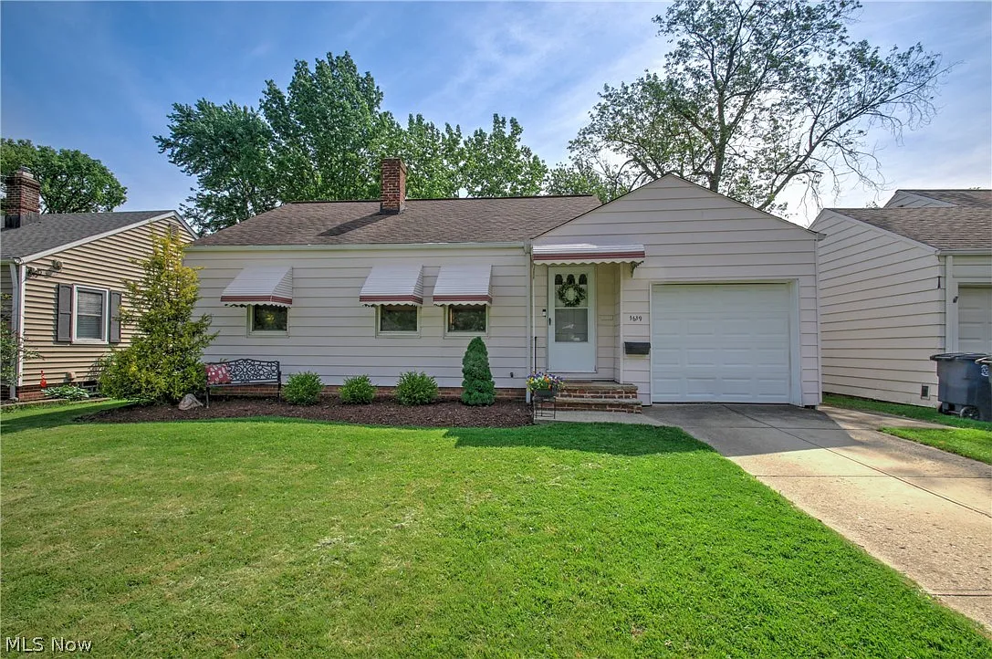 1619 Overbrook Rd photo 1