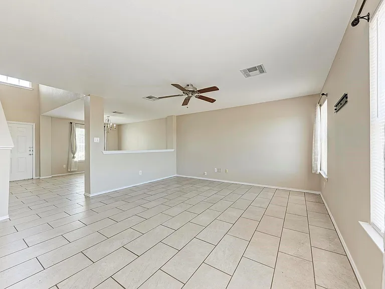 289 Drystone Trl — Photo 12