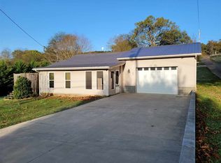 953 Hollow Oak Rd, Newport, TN 37821