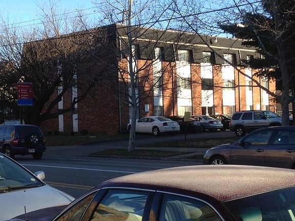 2nd image of 1410 Neil Ave APT C1
