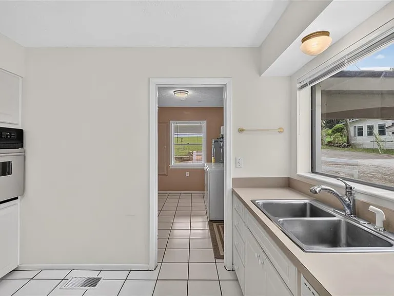 767 Edison Rd — Photo 28