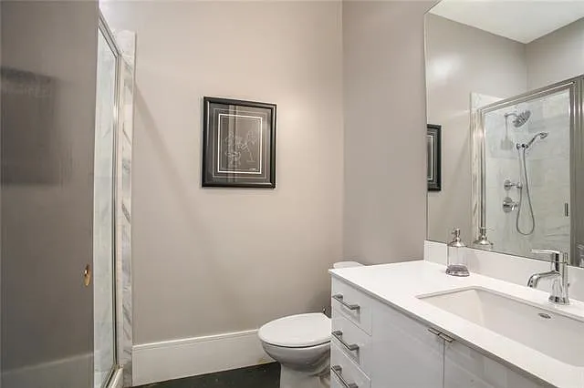 207 N Peters St #5 — Photo 8