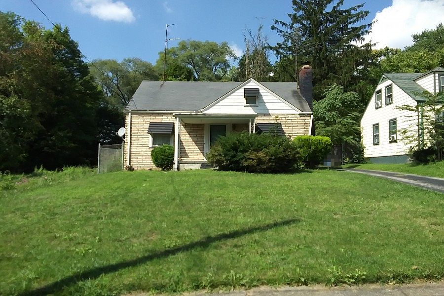 1st image of 456 W Hylda Ave