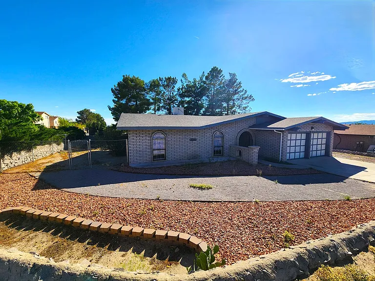 3301 Jupiter Rd — Photo 2