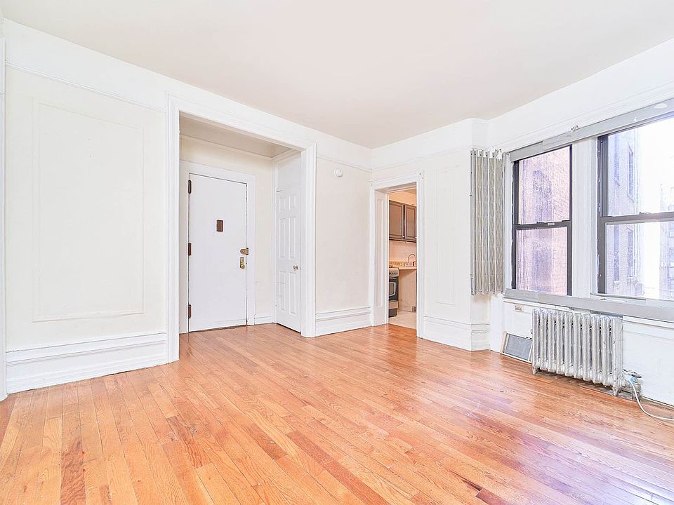1st image of 583 W 177th St APT 4