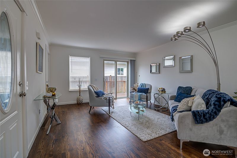 3rd image of 8630 44th Avenue S