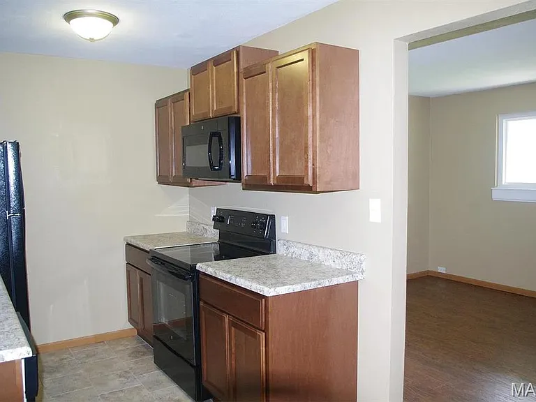 305 Baltes Dr #C — Photo 10