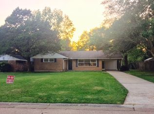 2366 W Contour Dr, Baton Rouge, LA 70809