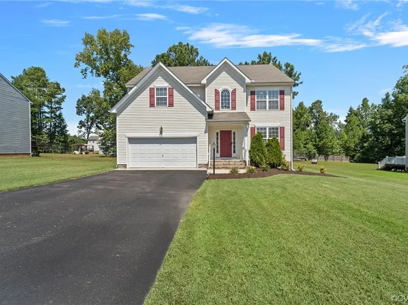 22030 Lake Jordan Dr, North Dinwiddie, VA 23803