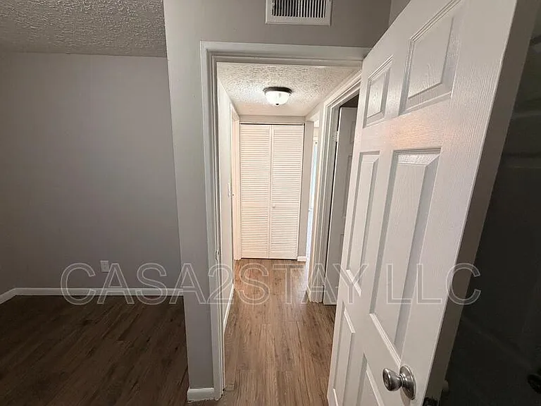 5106 Malibu Ct #23 — Photo 9