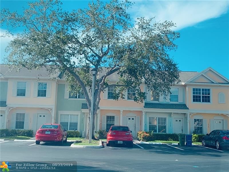 1st image of 4 Fleming Ct