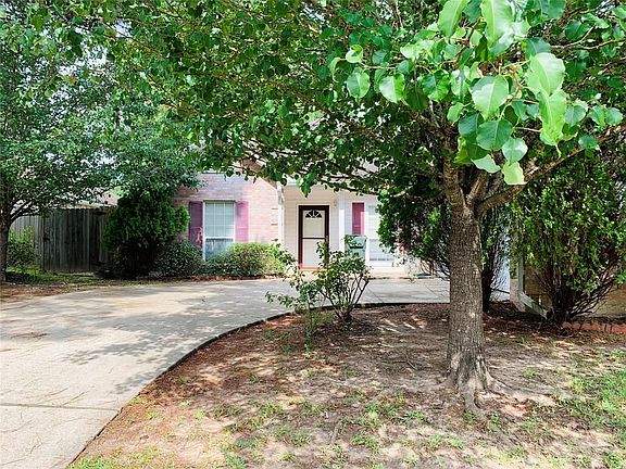 2nd image of 107 Avalon Ct