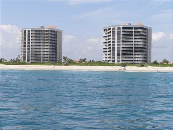 5th image of 3000 N Highway A1a #11A