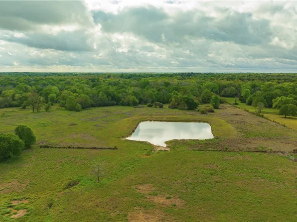 9999 Tabor Rd, Bryan, TX 77808