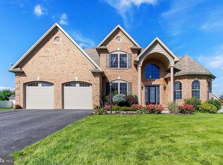 166 Summer Breeze Ln, Chambersburg, PA 17202