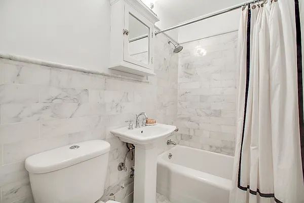Sold by Real Direct | media 13