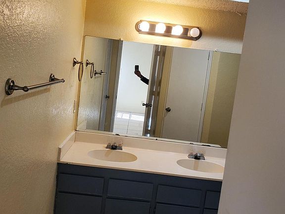 4th image of 7543 Tiffany Meadows Ln