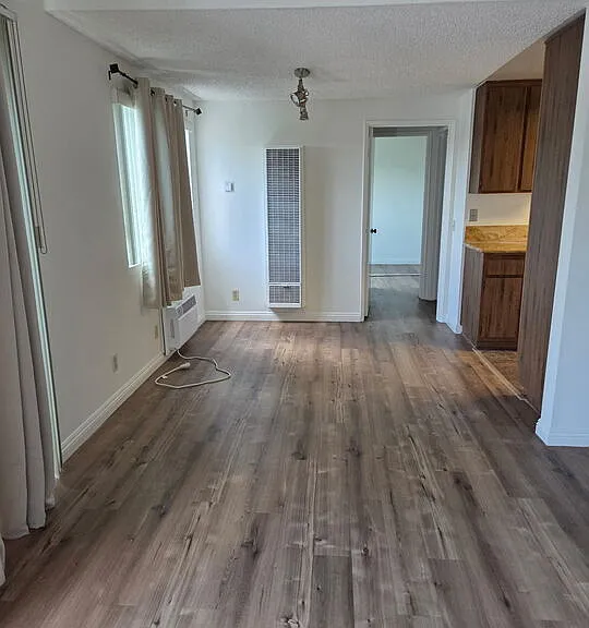 3650 Greenfield Ave #10 — Photo 3