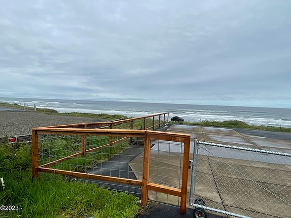 2nd image of S Coast Hwy