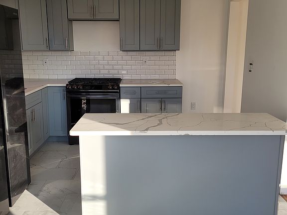 5th image of 224 11th St