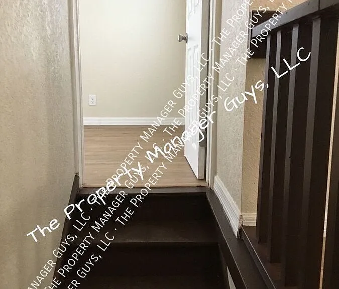 119 S Grove St #A — Photo 7