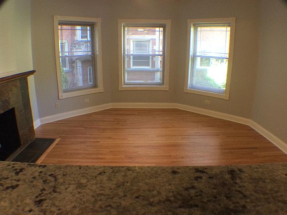 3rd image of 6812 N Ashland Blvd